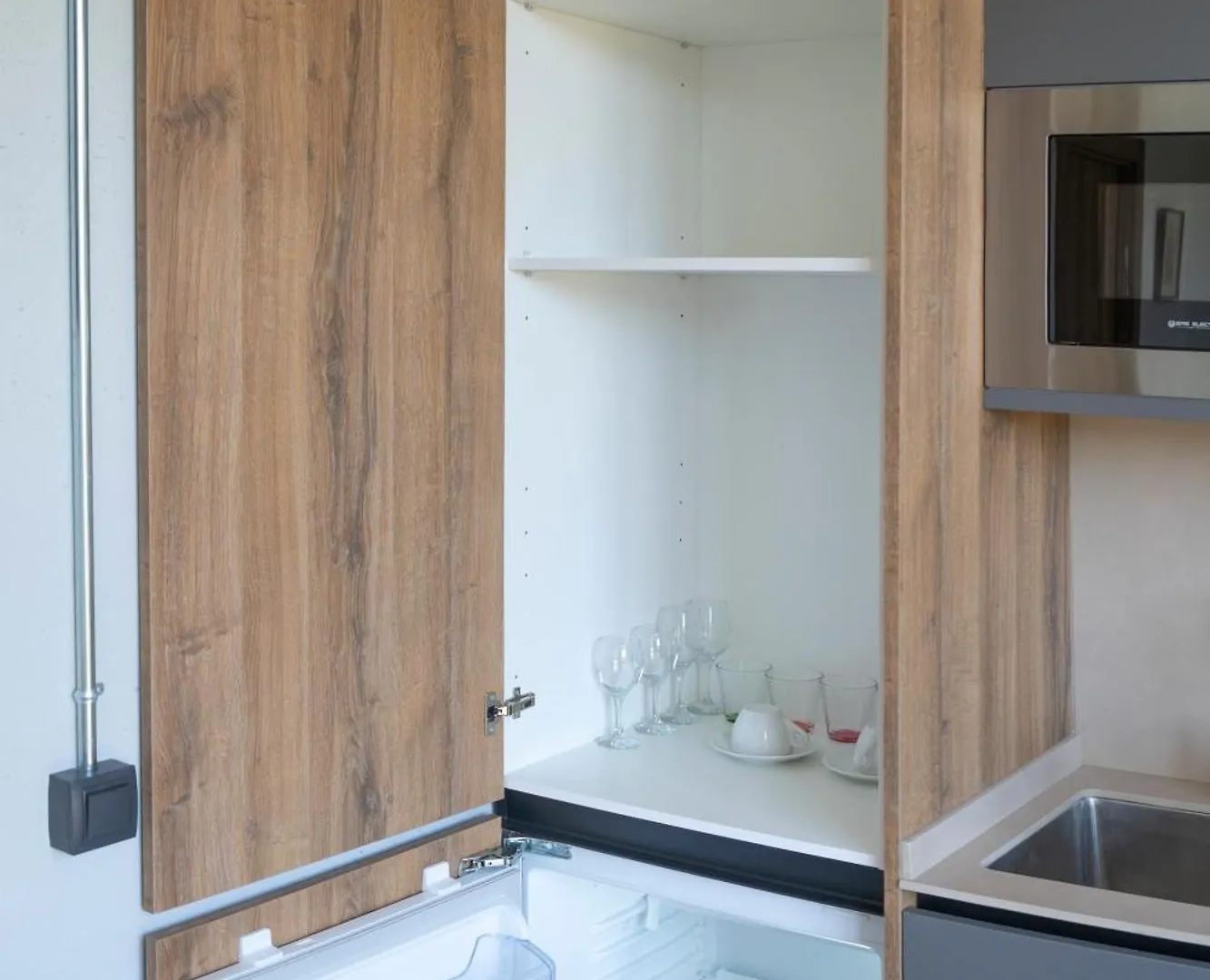 Monturiol Apartaments Barcellona 0*,